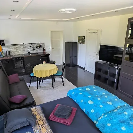 Ein Und Ein Komfortzimmer In Malsch, Zwischen Karlsruhe, Rastatt Und Baden-baden Homestay *