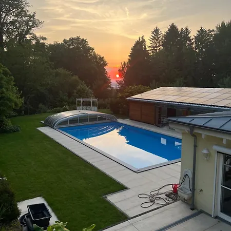 Ein Und Ein Komfortzimmer In Malsch, Zwischen Karlsruhe, Rastatt Und Baden-baden * Malsch (Karlsruhe)